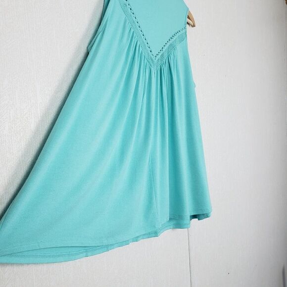 Nwt Everleigh sleeveless tank top - Picture 5 of 8